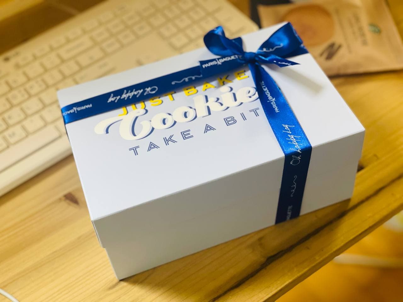 gift01.jpg
